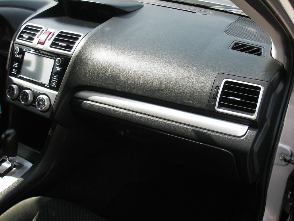 2015 Subaru Crosstrek Image 32