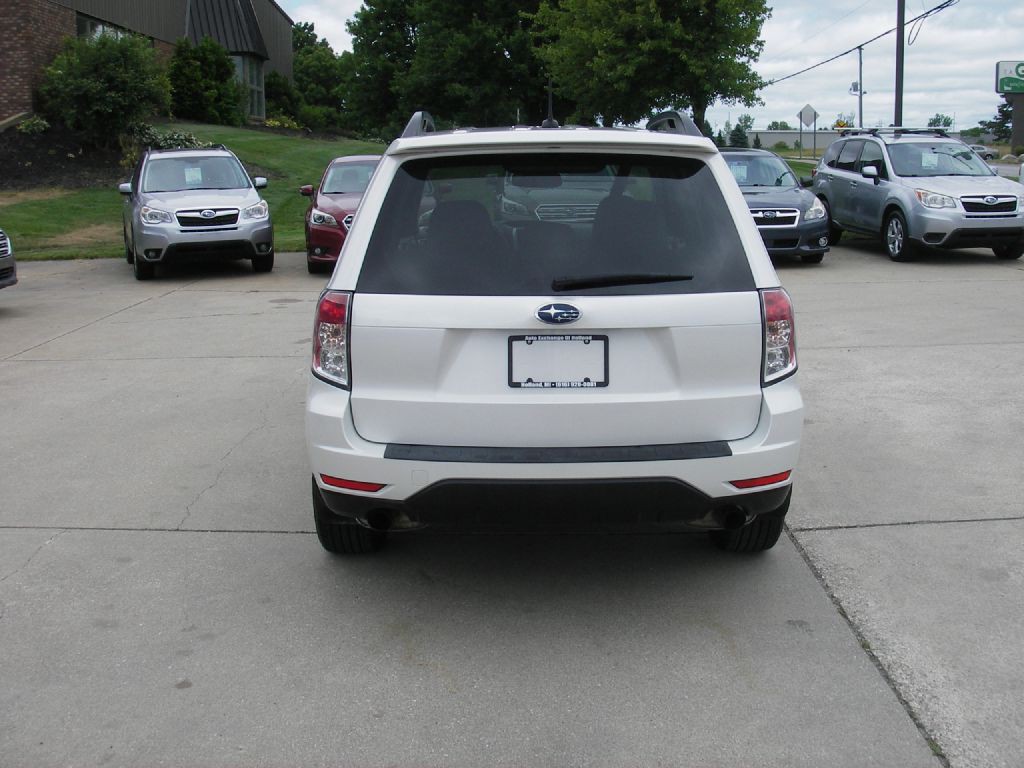 2011 Subaru Forester Image 7