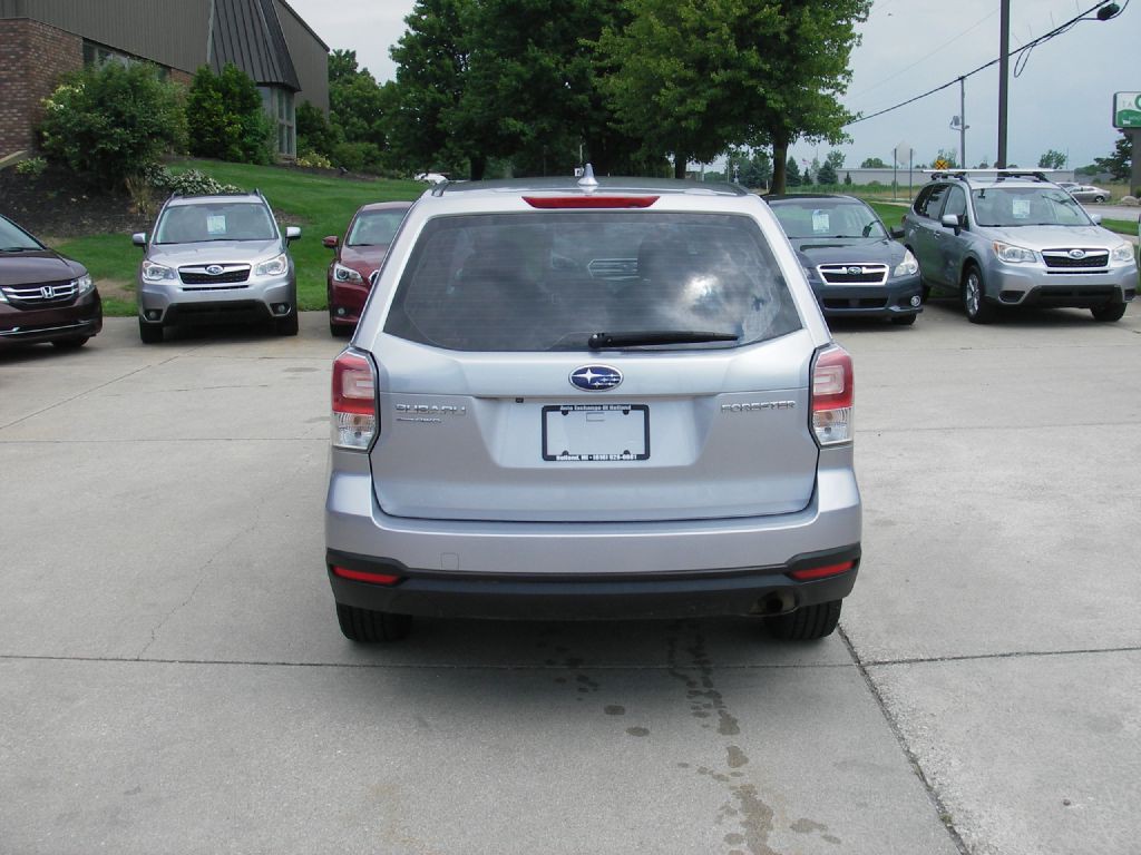 2018 Subaru Forester Image 7