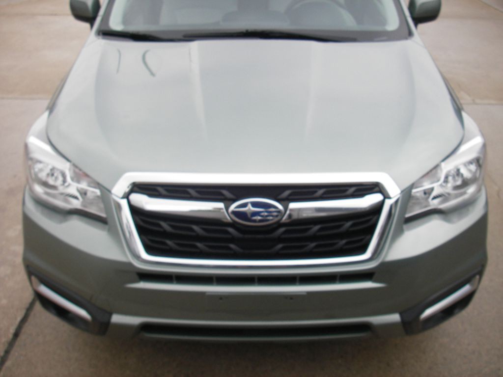 2017 Subaru Forester Image 12