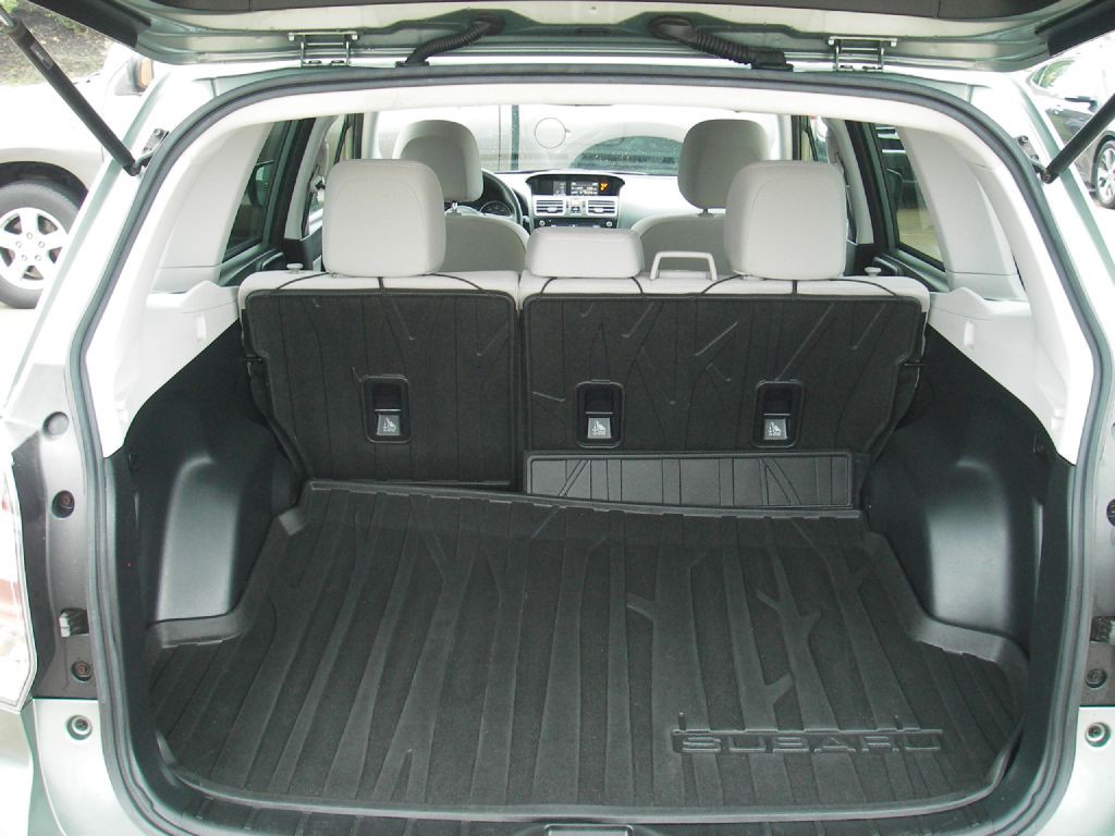 2017 Subaru Forester Image 28
