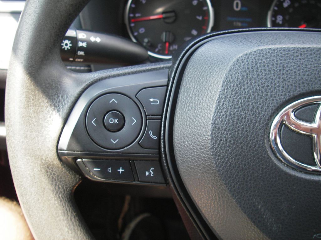 2019 Toyota Rav4 Image 17