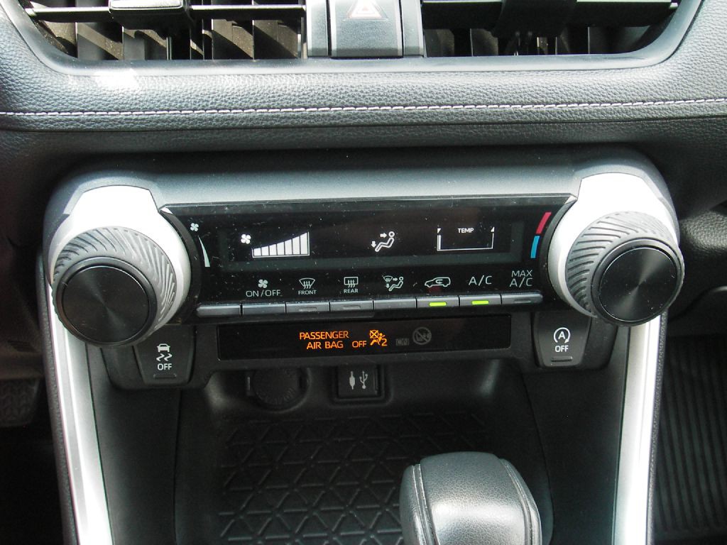 2019 Toyota Rav4 Image 21