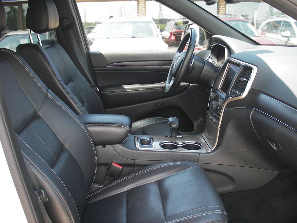 2015 Jeep Grand Cherokee Image 31