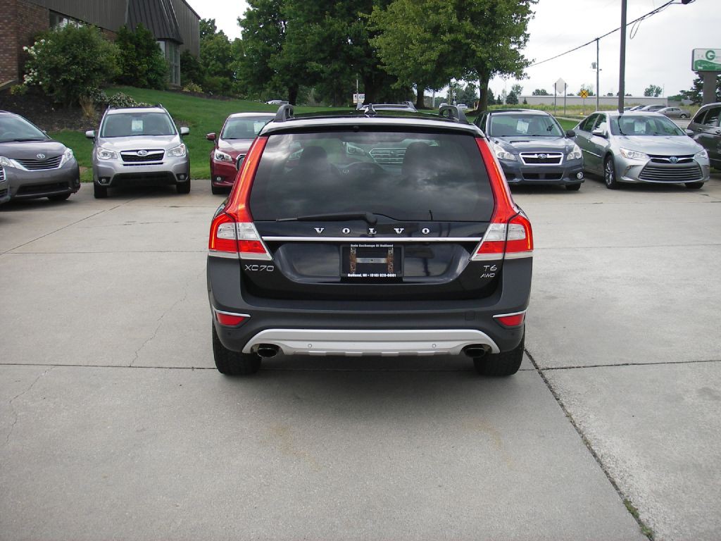 2015 Volvo XC70 Image 7
