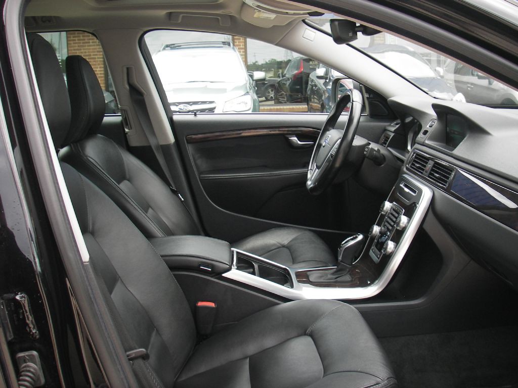 2015 Volvo XC70 Image 31