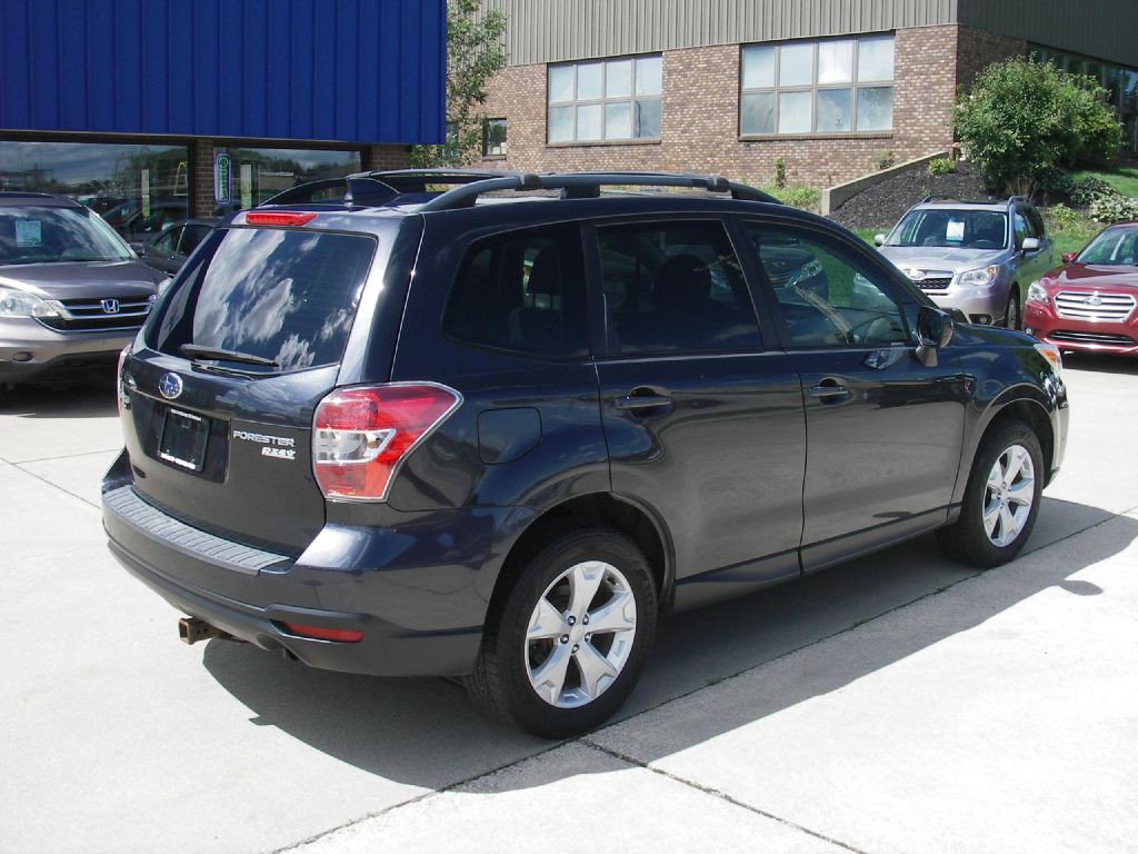 2016 Subaru Forester Image 5