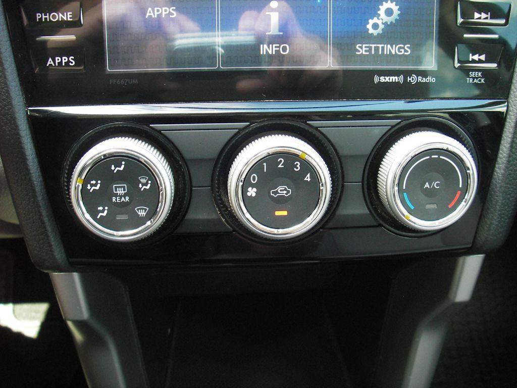 2016 Subaru Forester Image 23