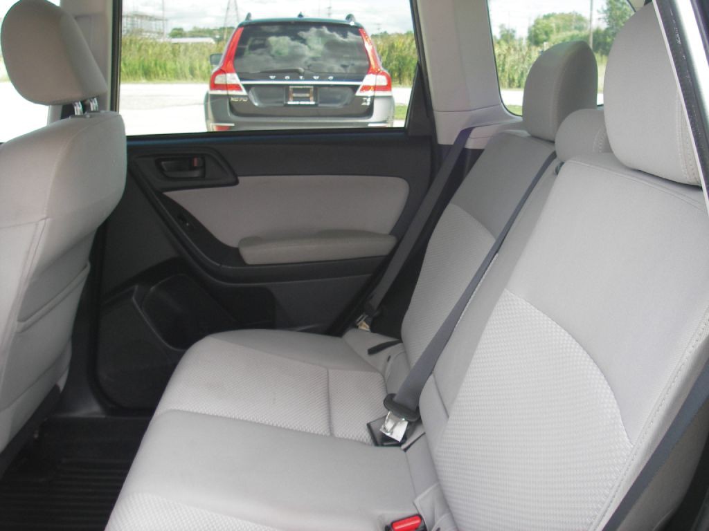 2016 Subaru Forester Image 28