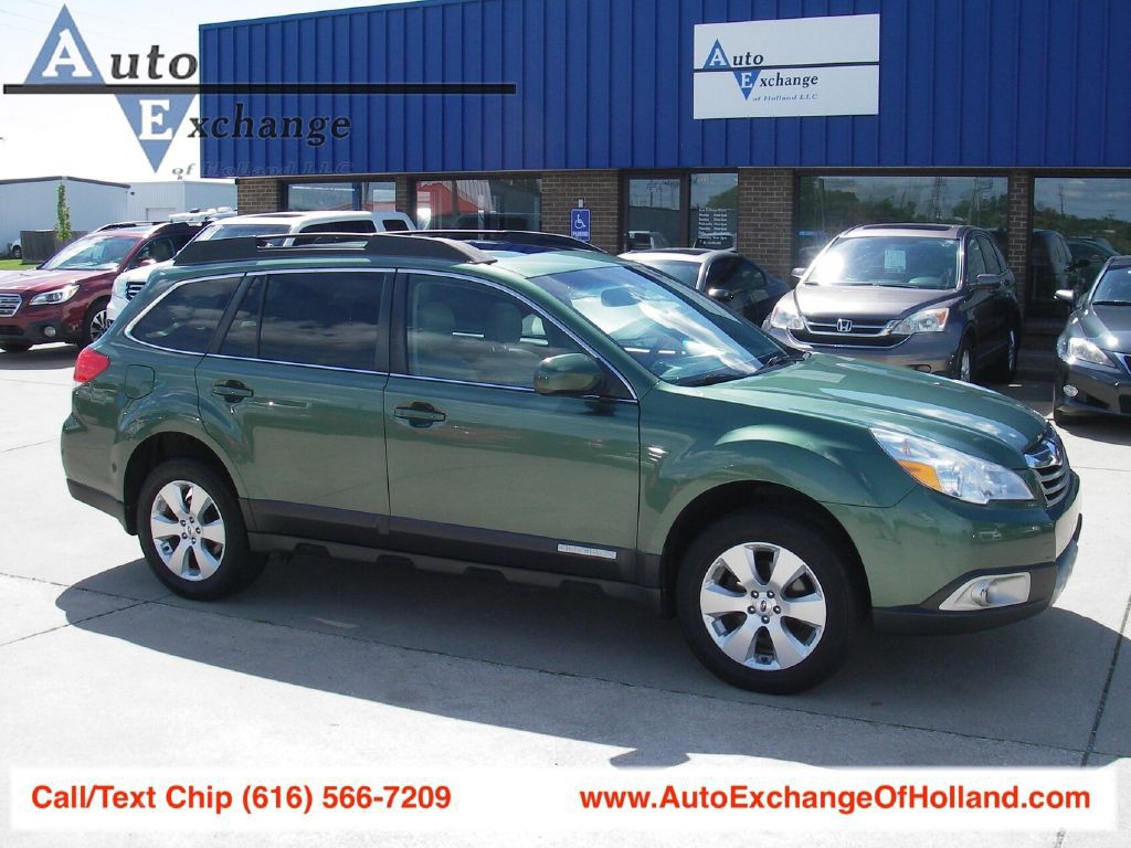 2012 Subaru Outback Image 1