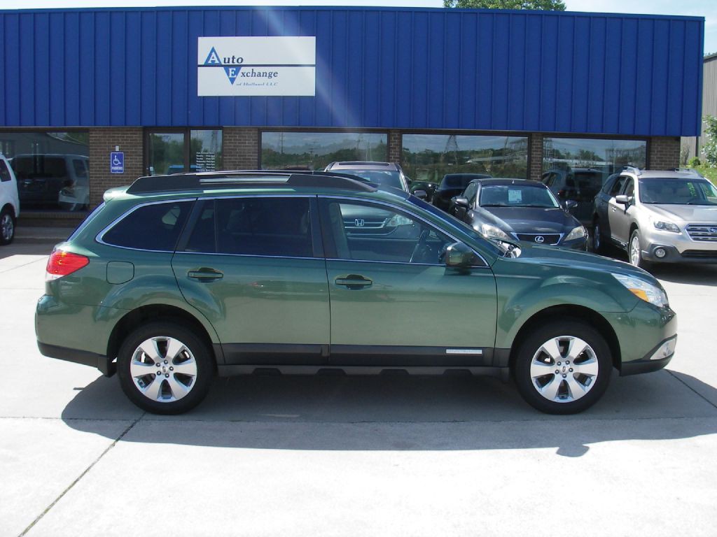 2012 Subaru Outback Image 4