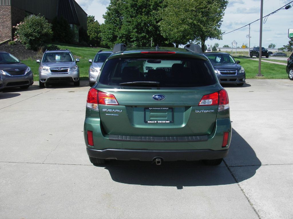 2012 Subaru Outback Image 7