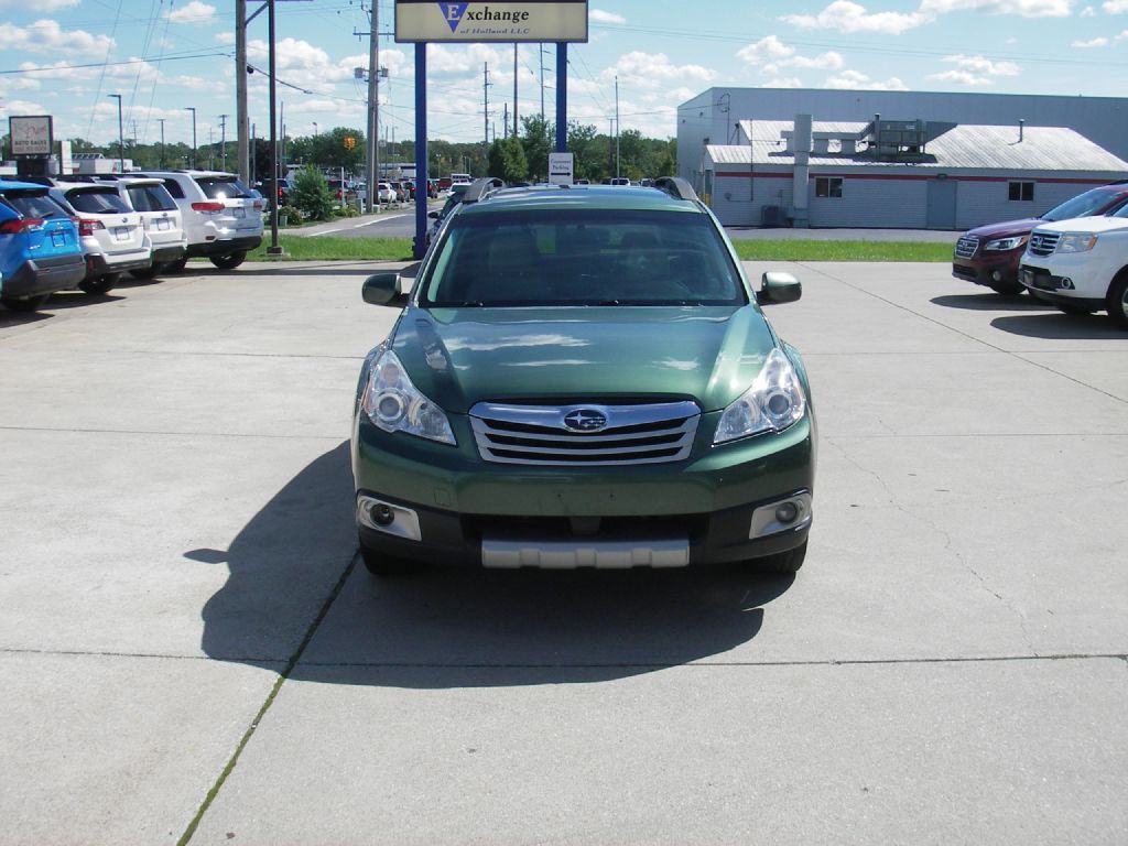 2012 Subaru Outback Image 12