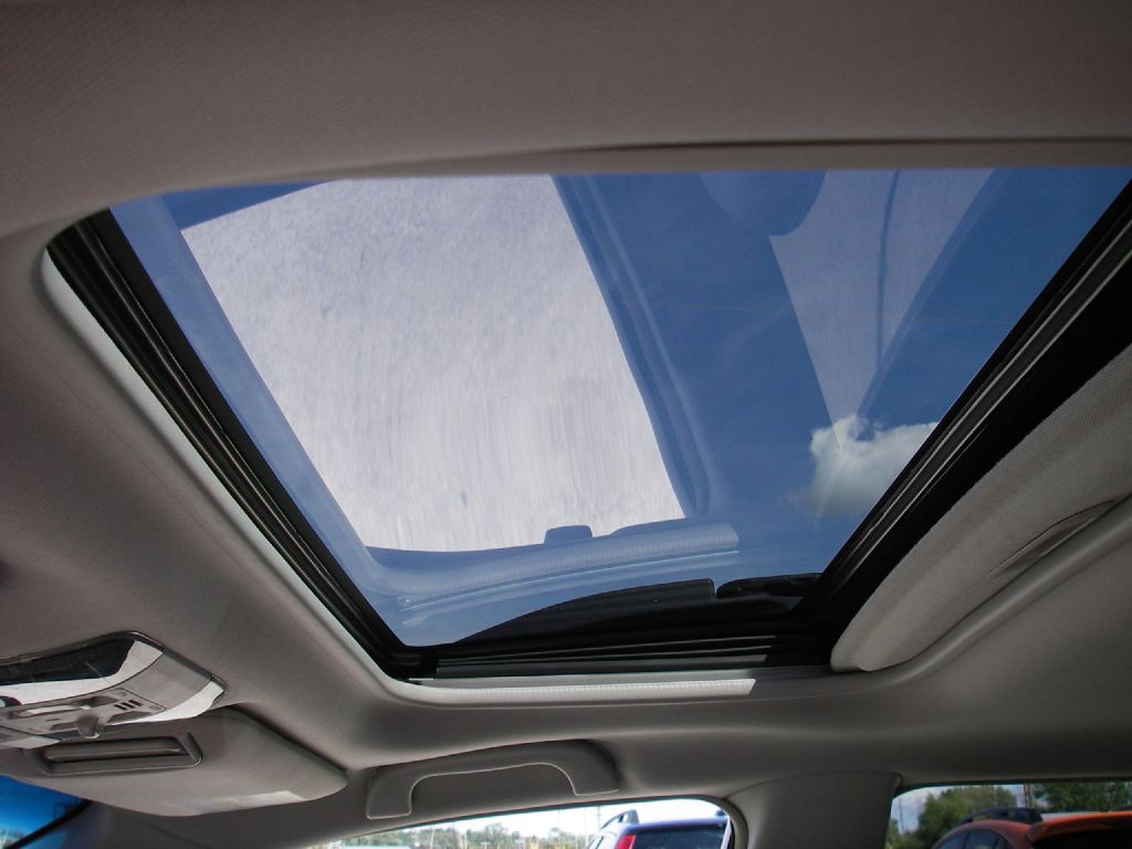 2012 Subaru Outback Image 15