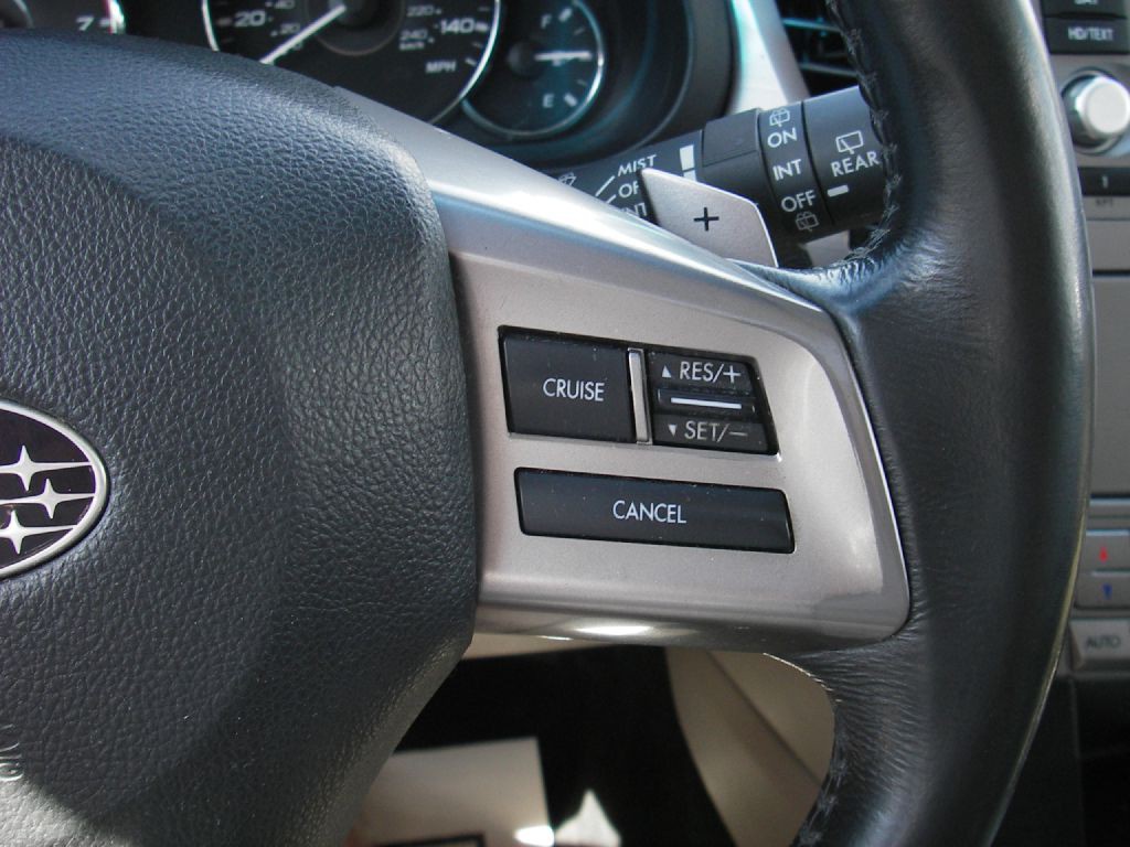 2012 Subaru Outback Image 19