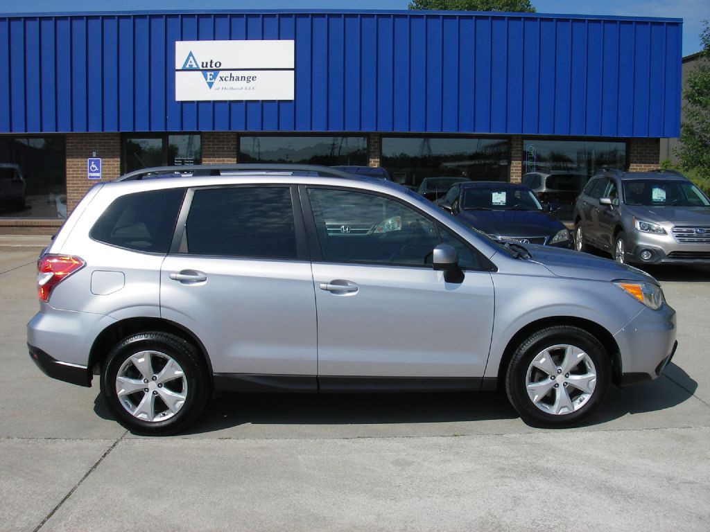 2015 Subaru Forester Image 4