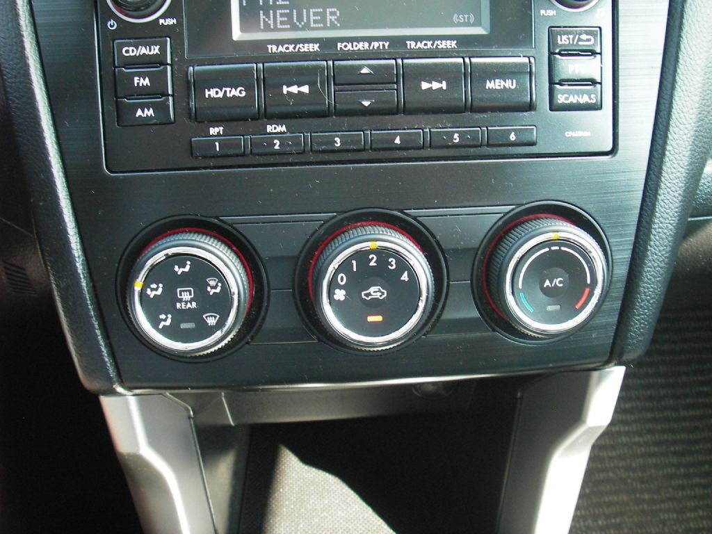 2015 Subaru Forester Image 23