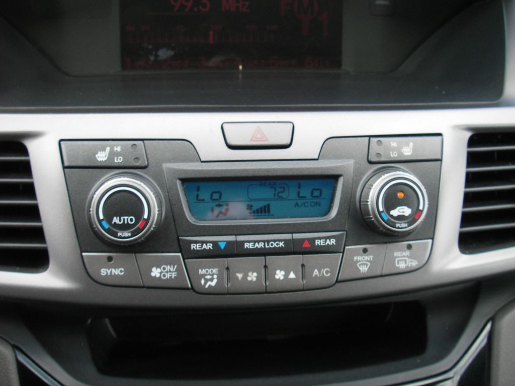 2013 Honda Odyssey Image 22