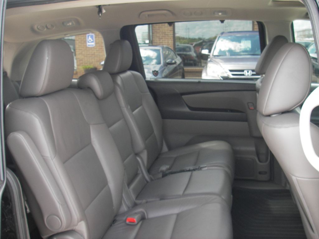 2013 Honda Odyssey Image 29