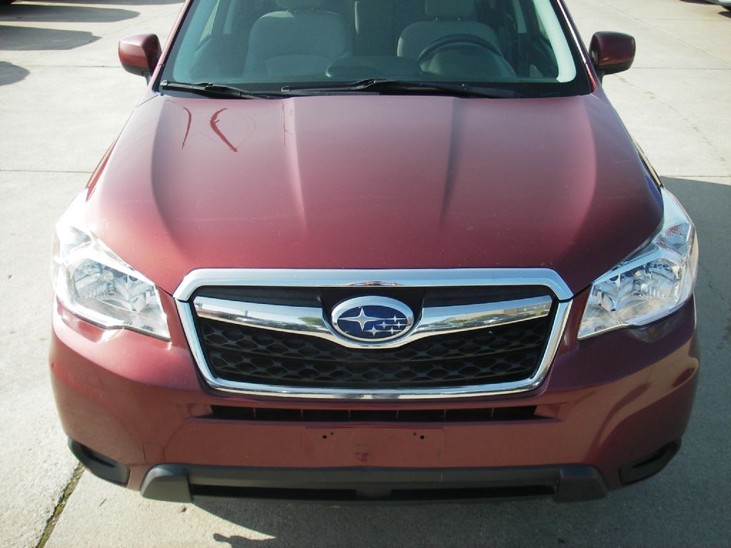 2016 Subaru Forester Image 13
