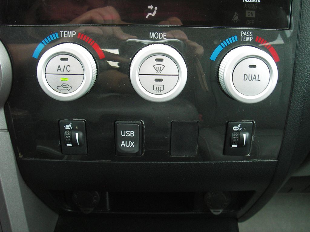 2012 Toyota Tundra Image 22