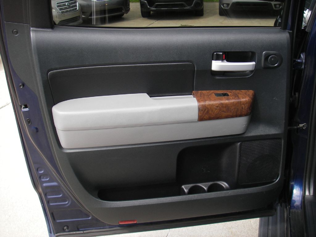 2012 Toyota Tundra Image 24