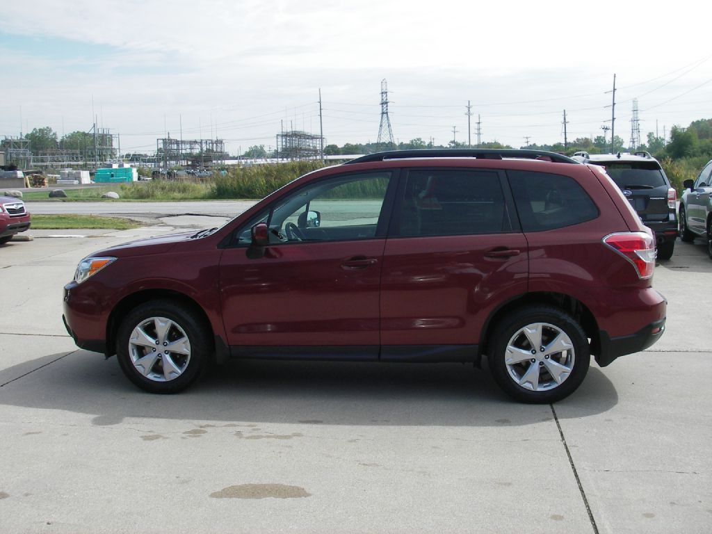 2016 Subaru Forester Image 10