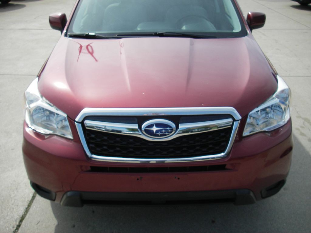 2016 Subaru Forester Image 13