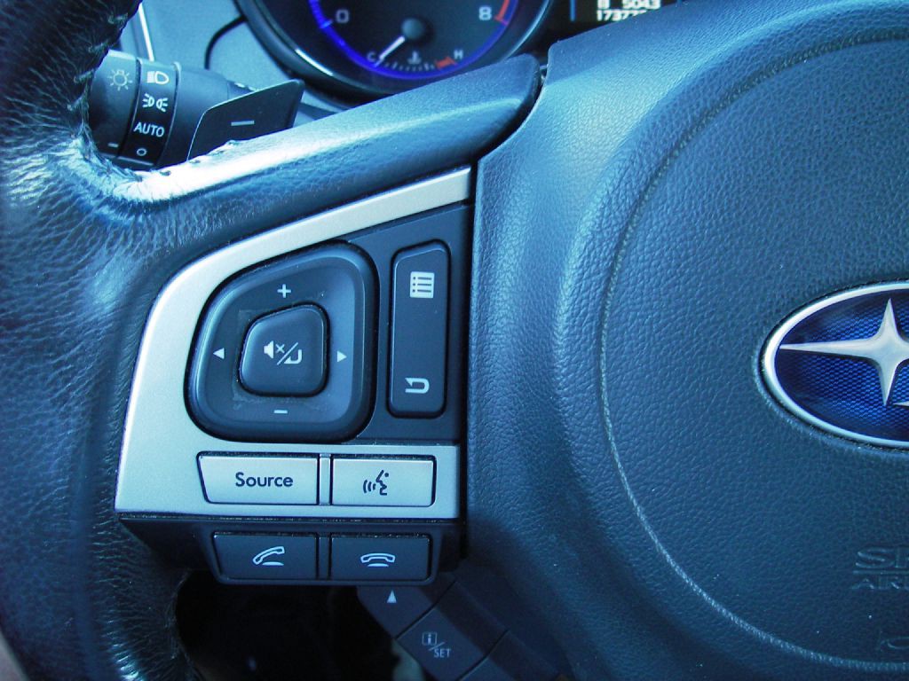2016 Subaru Outback Image 17