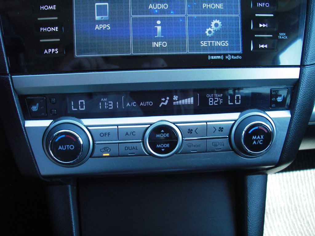 2016 Subaru Outback Image 22