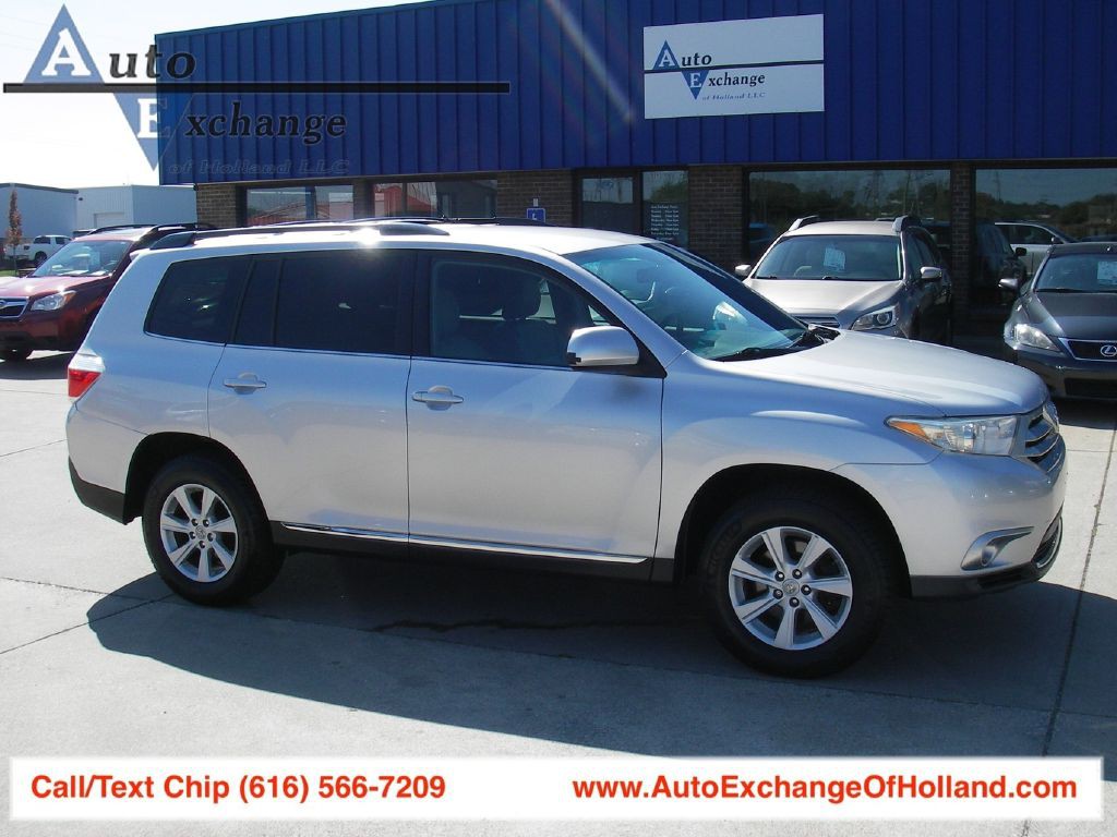 2011 Toyota Highlander Image 1