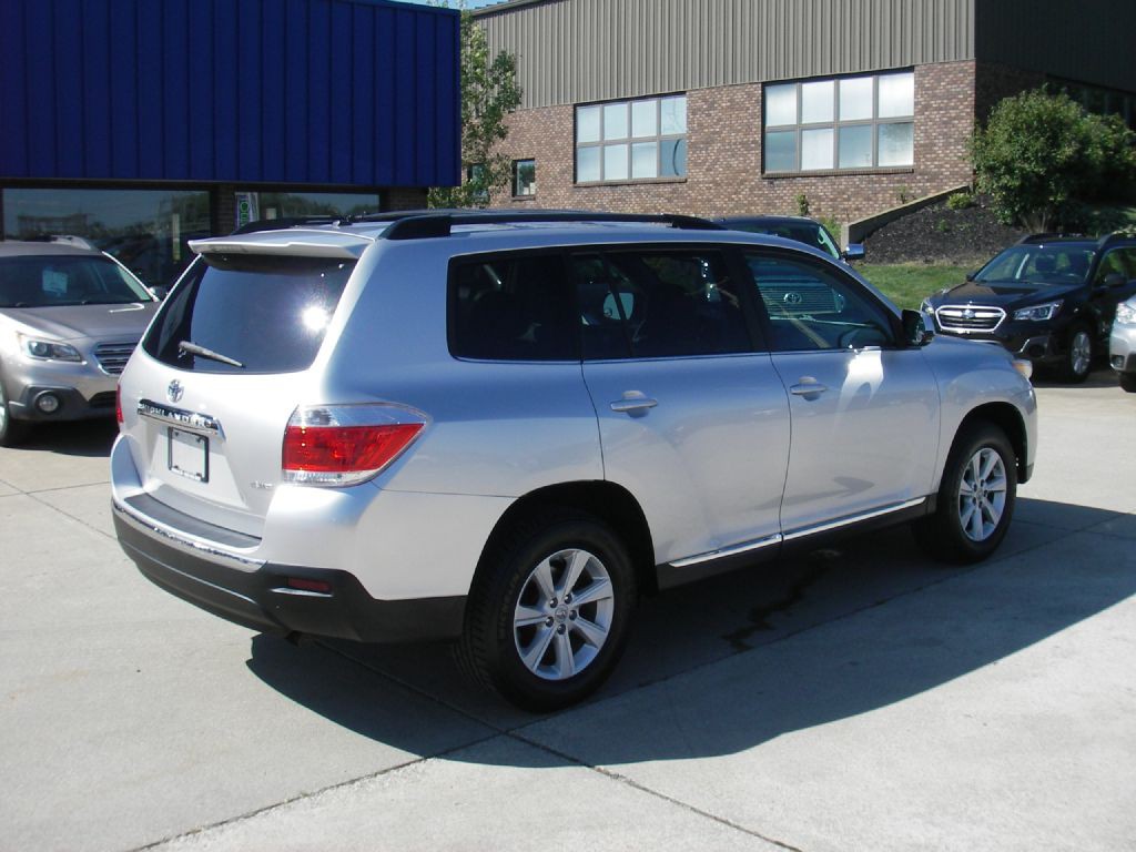 2011 Toyota Highlander Image 5