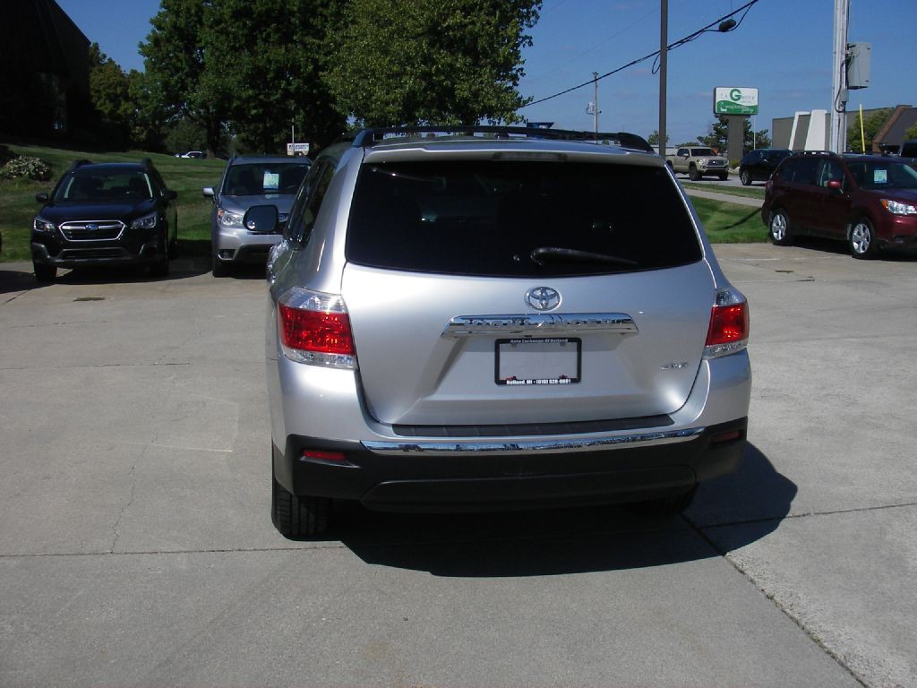 2011 Toyota Highlander Image 8