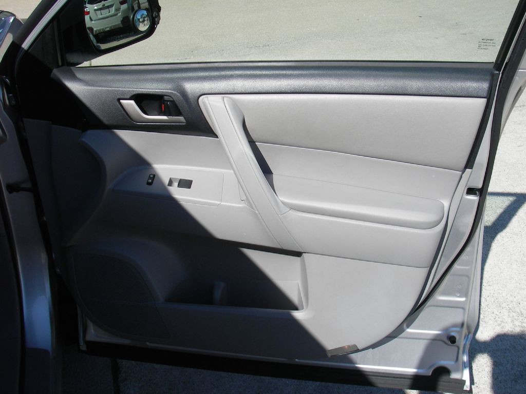 2011 Toyota Highlander Image 33