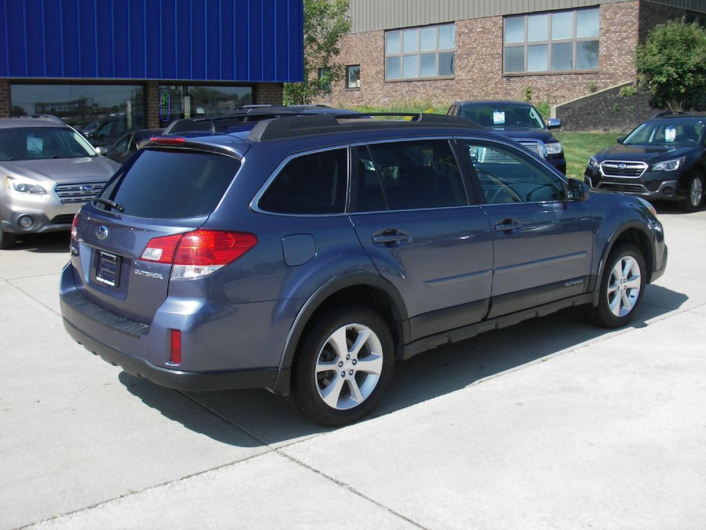 2014 Subaru Outback Image 5