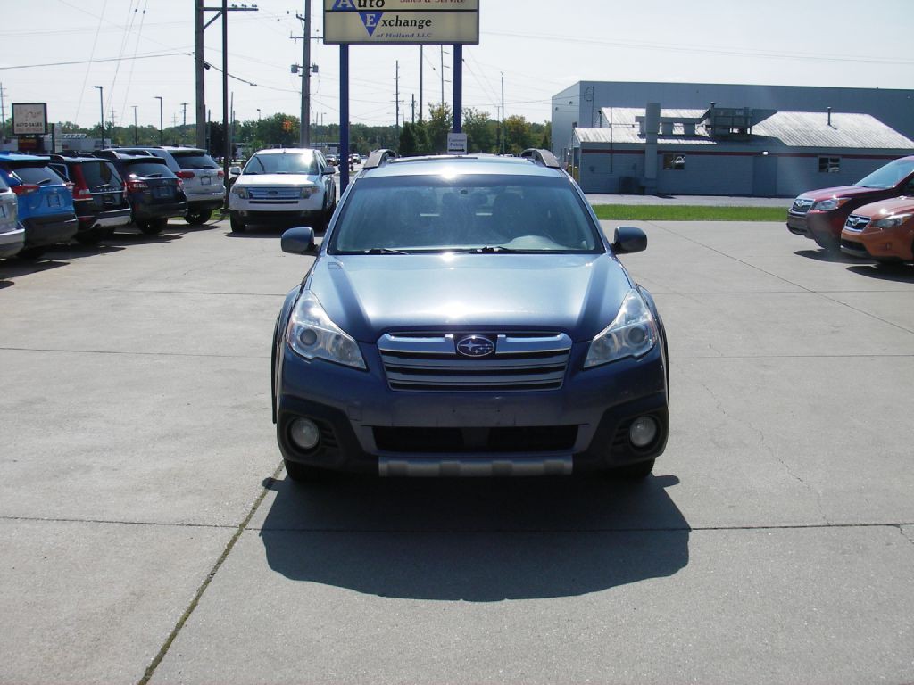 2014 Subaru Outback Image 12