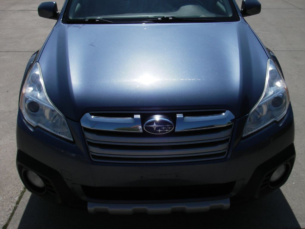 2014 Subaru Outback Image 13