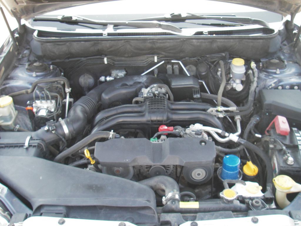 2014 Subaru Outback Image 35