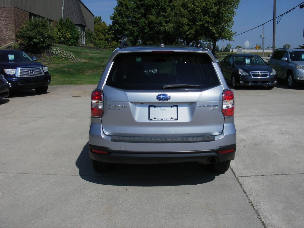 2014 Subaru Forester Image 7