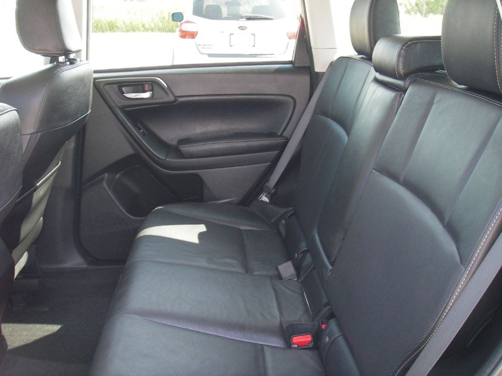 2014 Subaru Forester Image 27
