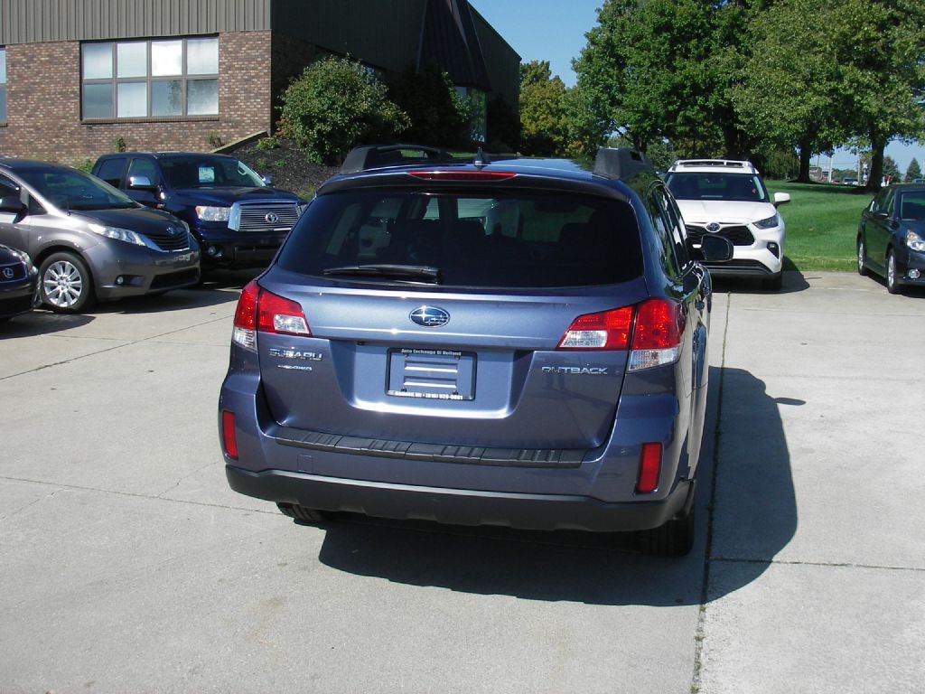 2014 Subaru Outback Image 6