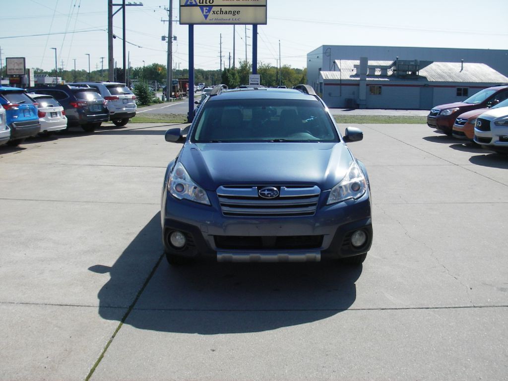 2014 Subaru Outback Image 12