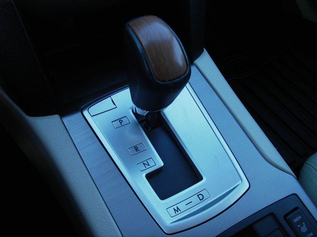 2014 Subaru Outback Image 23