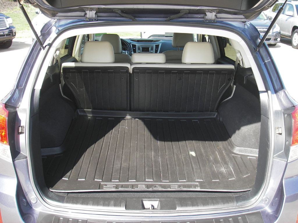 2014 Subaru Outback Image 28