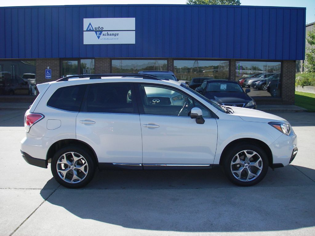 2017 Subaru Forester Image 4