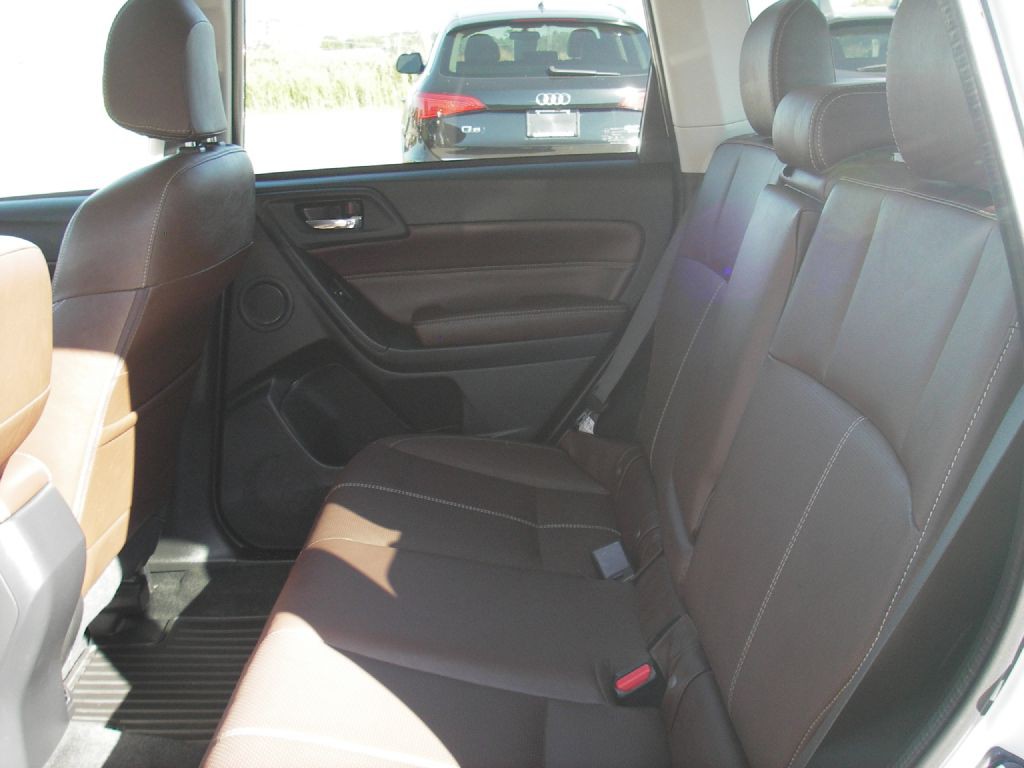2017 Subaru Forester Image 28