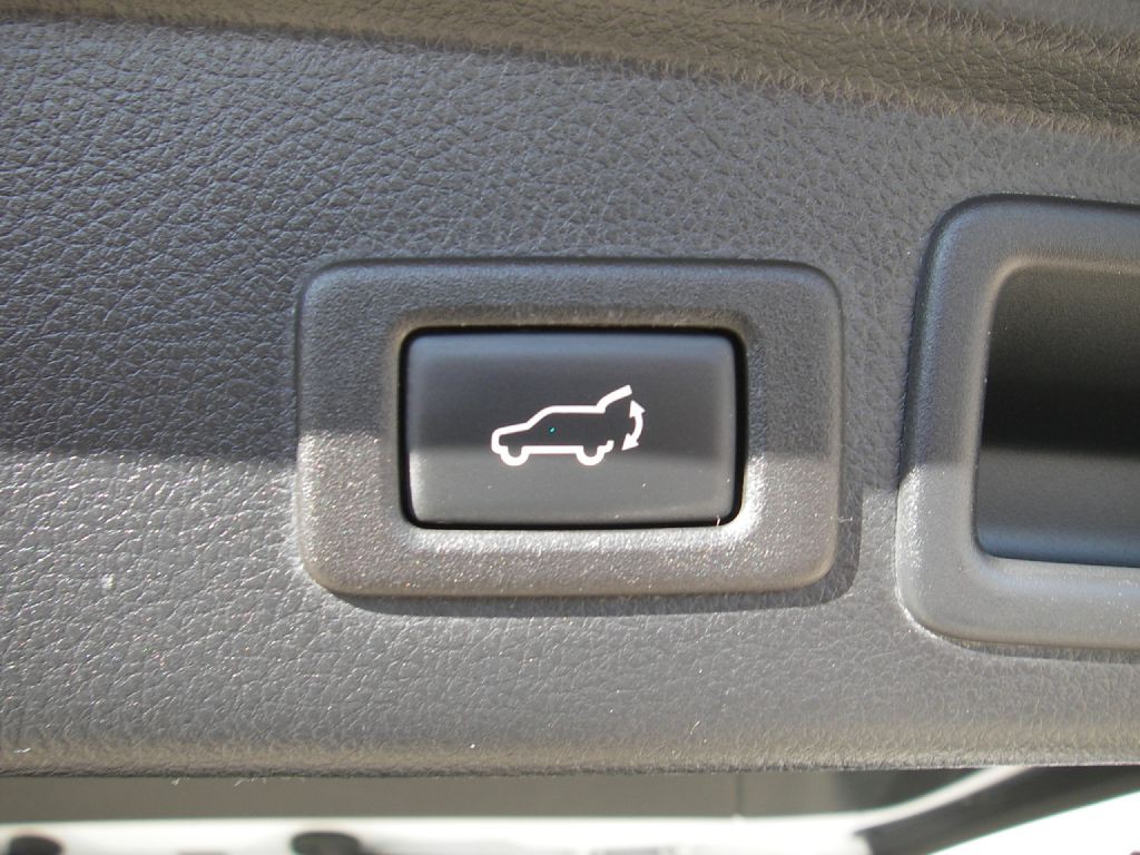 2017 Subaru Forester Image 30