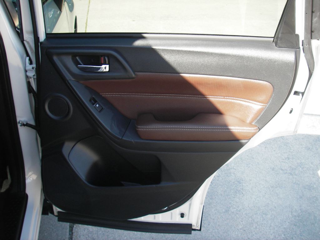 2017 Subaru Forester Image 31