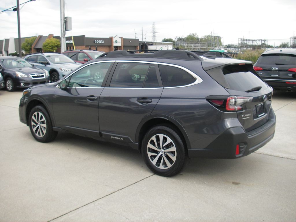 2020 Subaru Outback Image 9