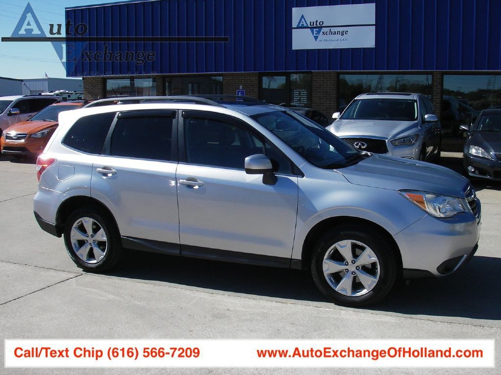 2015 Subaru Forester Image 1